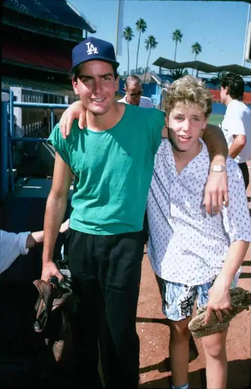  charlie sheen e corey haim