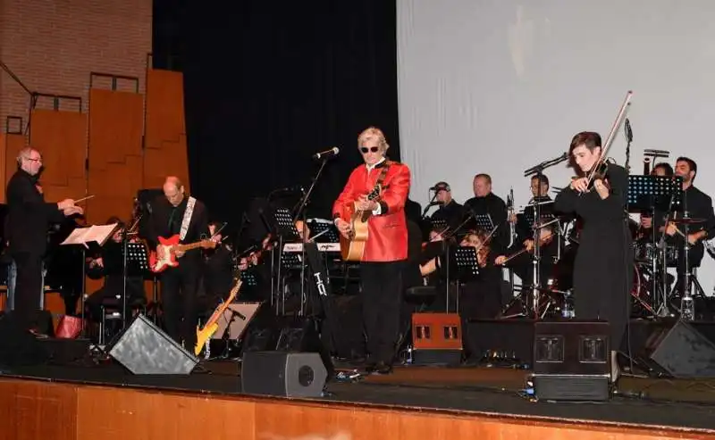 francesco bove con la band affetti collaterali (4)