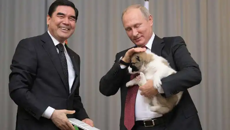 GURBANGULY BERDYMUKHAMEDOV E PUTIN