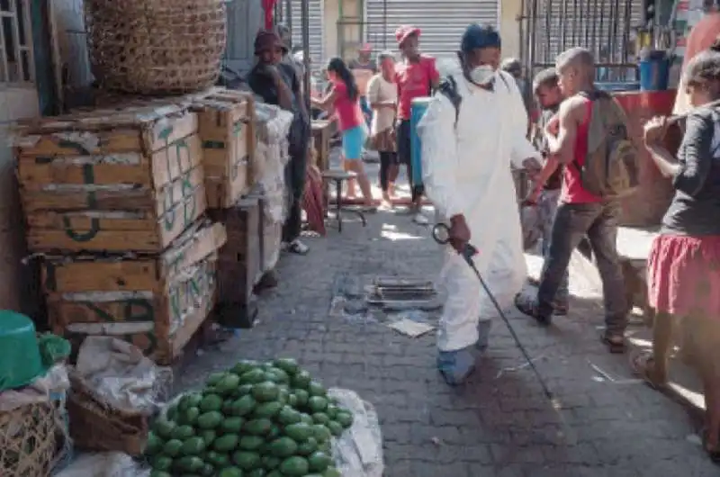 MADAGASCAR - EPIDEMIA DI PESTE