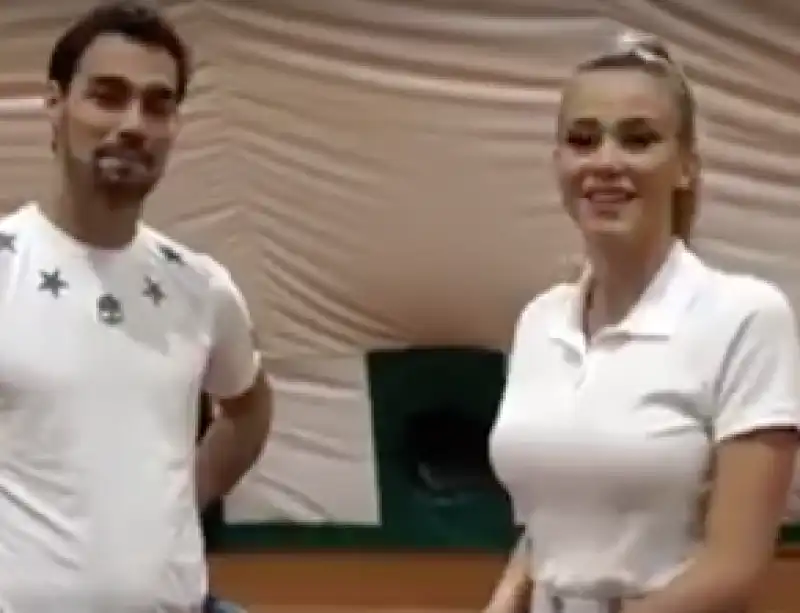 SFIDA TRA DILETTA LEOTTA E FABIO FOGNINI