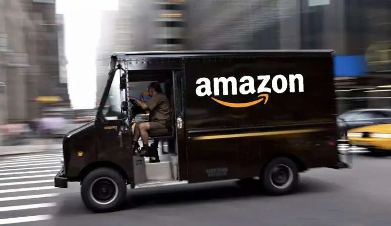 amazon diventa operatore postale