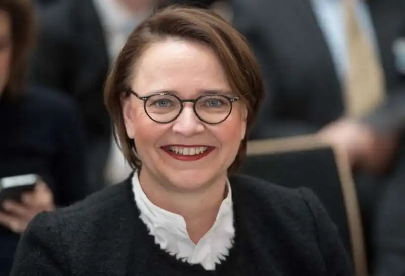 annette widmann mauz 3