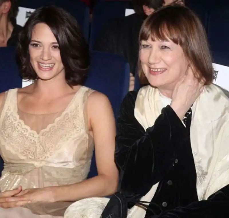 asia argento e la madre