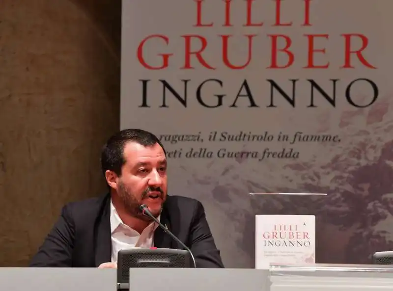 il ministro matteo salvini (5)