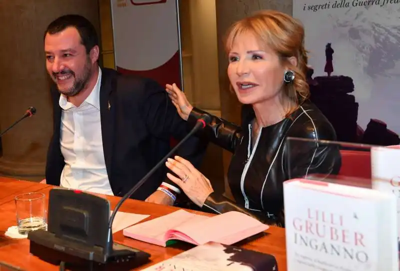 il ministro matteo salvini e lilli gruber (6)