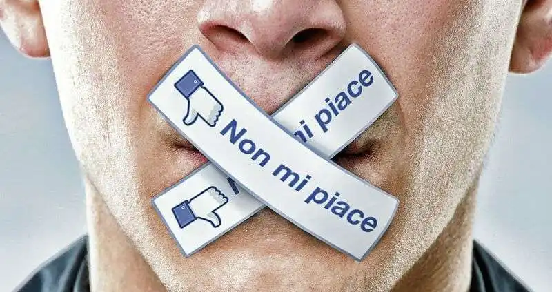 insulti su facebook