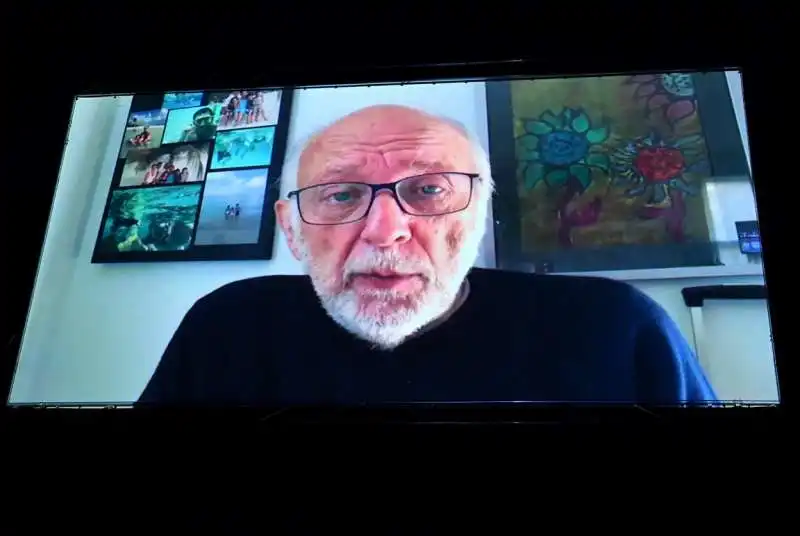 intervento in video di vittorio zucconi dagli stati uniti