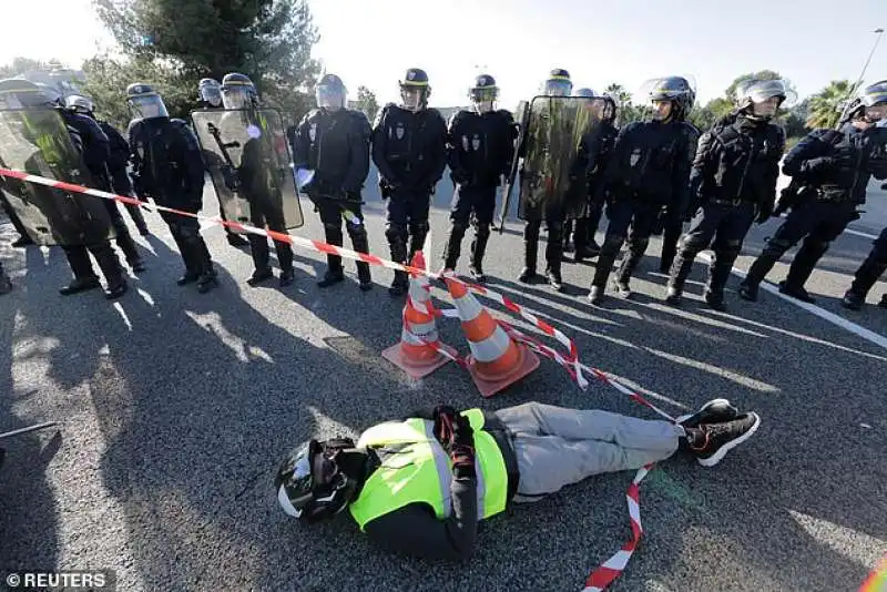 la protesta dei gilet gialli in francia 1