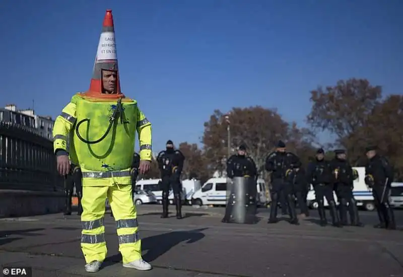 la protesta dei gilet gialli in francia 3