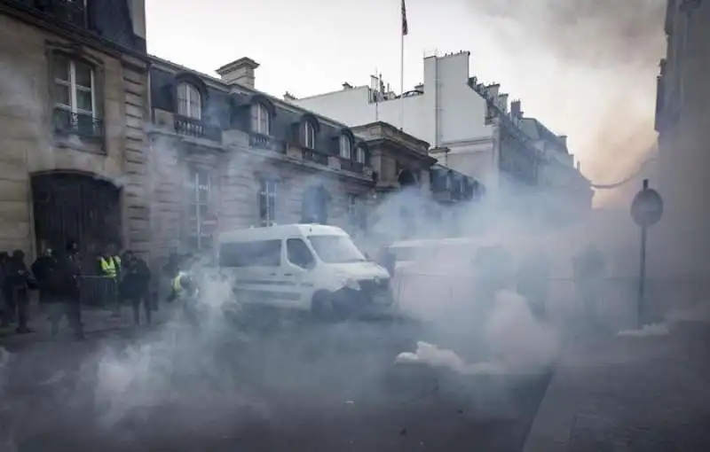 la protesta dei gilet gialli in francia 3