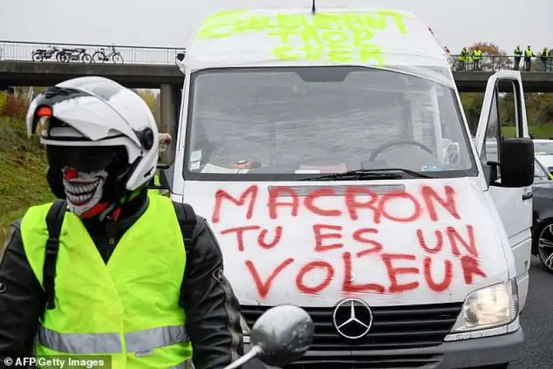 la protesta dei gilet gialli in francia 5