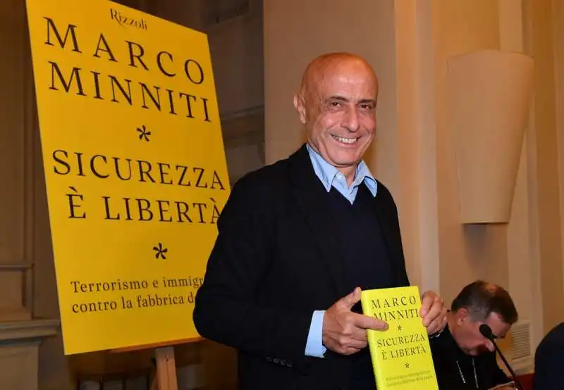 marco minniti (8)