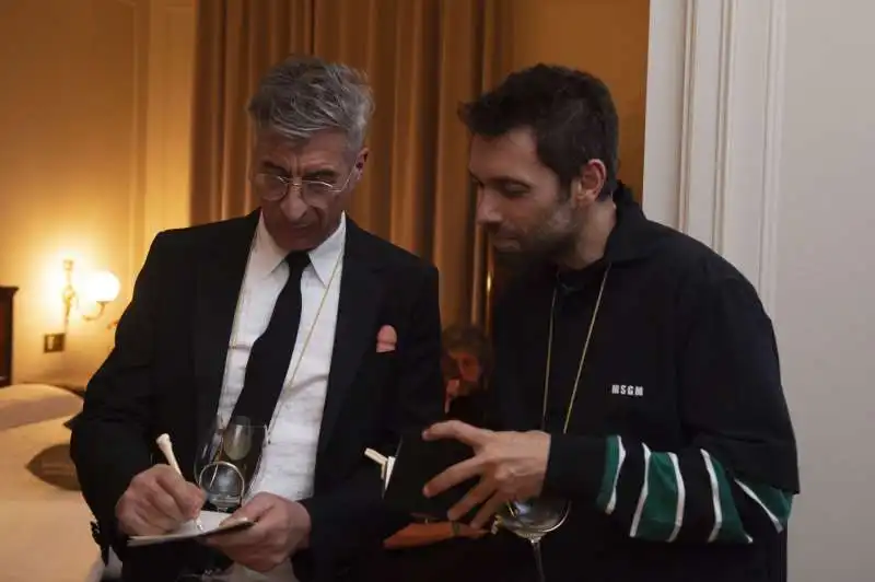 maurizio cattelan   massimo giorgetti ph carmine conte