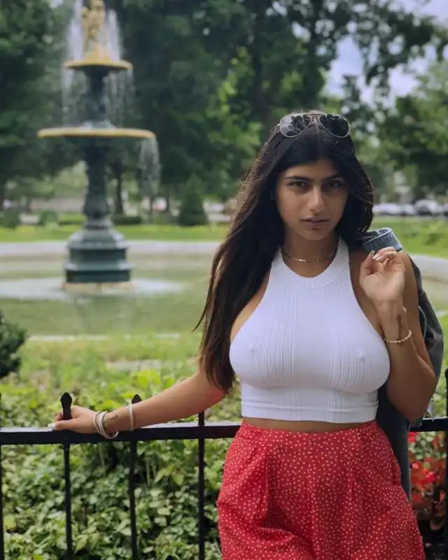 mia khalifa 3