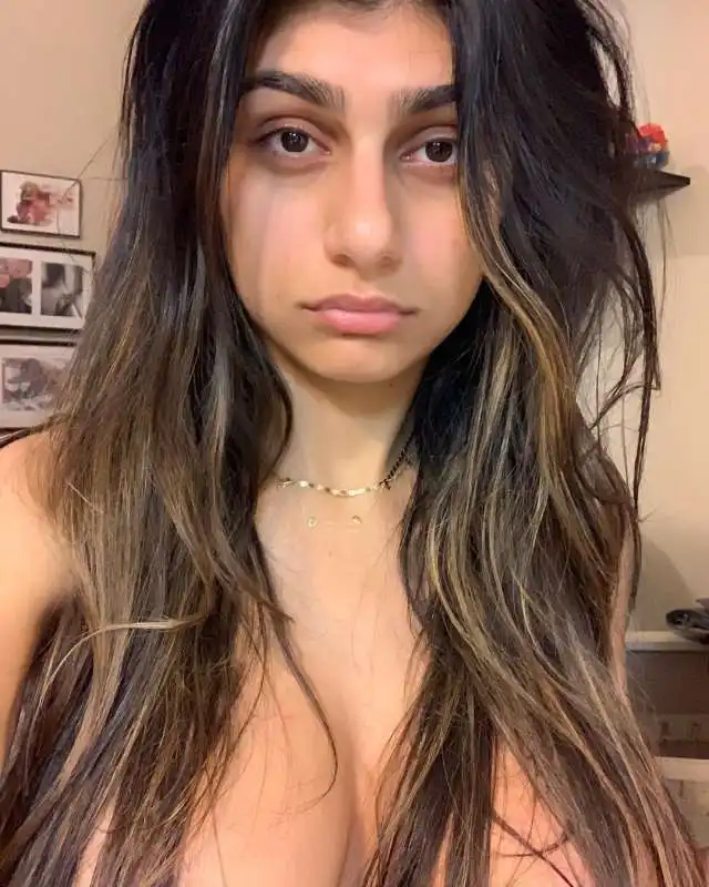 mia khalifa 8