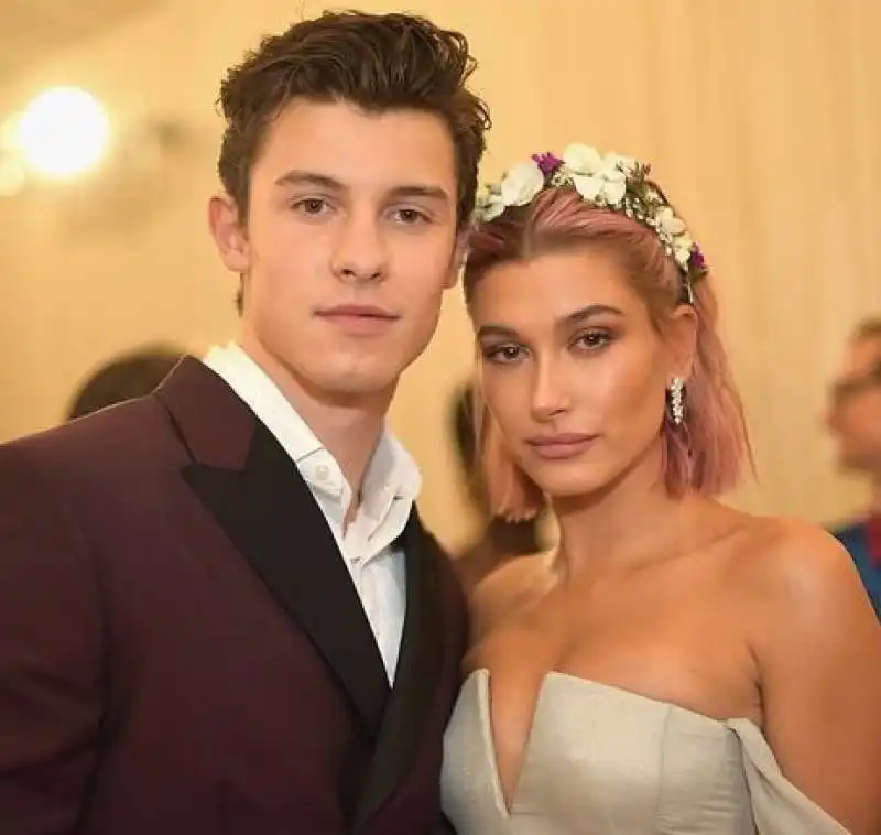 shawn mendes e haley baldwin 3