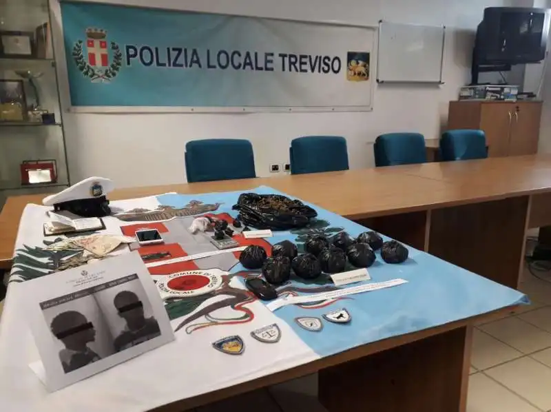 spacciatore nigeriano arrestato e rilasciato subito