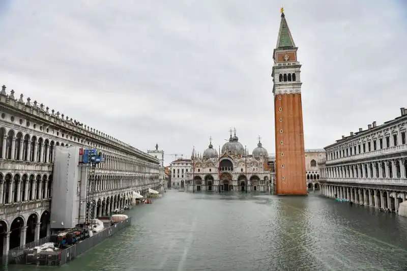 acqua alta a venezia 27