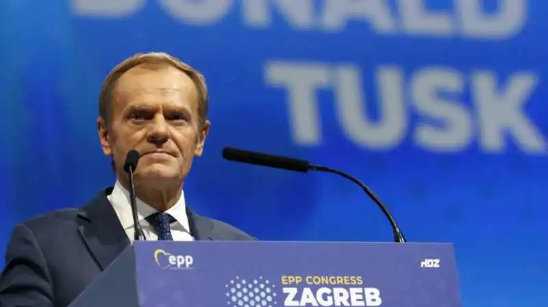 donald tusk al congresso del ppe 1