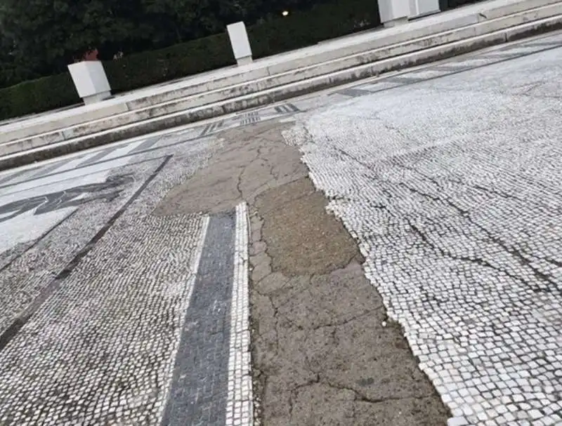 i mosaici del foro italico distrutti 9