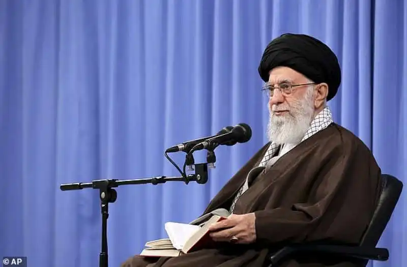 l'ayatollah ali khamenei