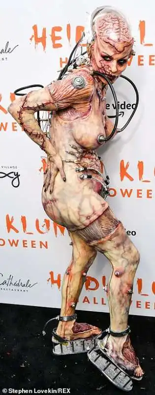 l'epico travestimento di heidi klum per halloween 2019 2