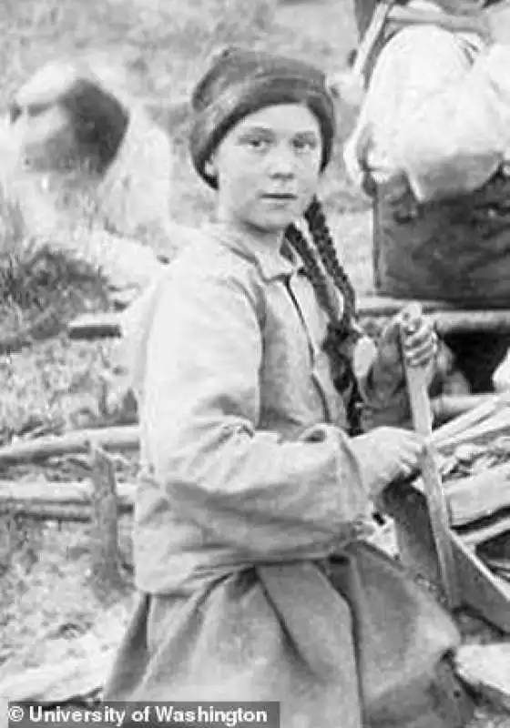 la sosia di greta thunberg in una foto del 1898