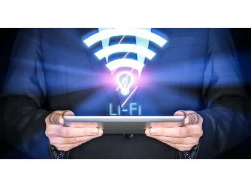 lifi   la luce intelligente