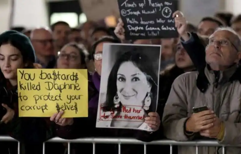 malta, proteste contro la corruzione e il governo di joseph muscat 9