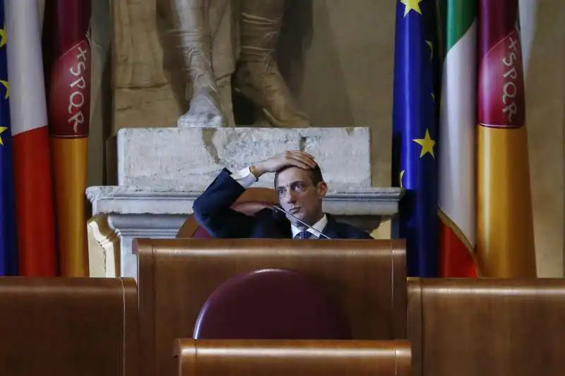 marcello de vito torna in aula dopo la sospensione dei domiciliari 44