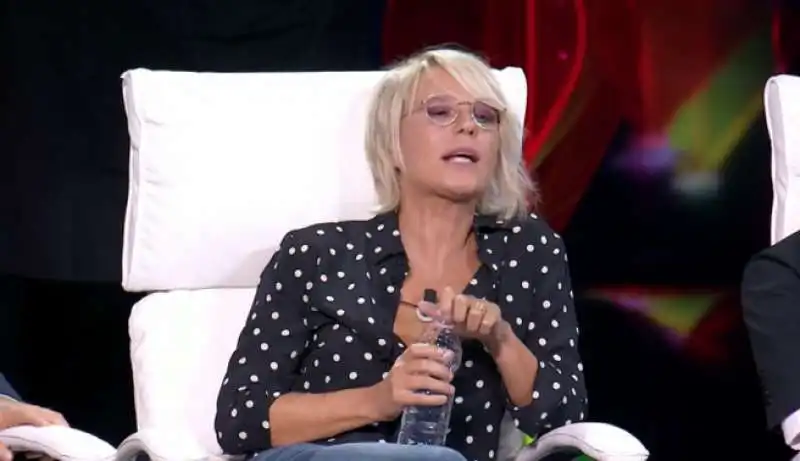 maria de filippi sbotta a 'tu si que vales' 13