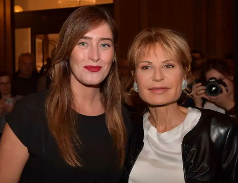 maria elena boschi  lilli gruber   (2)