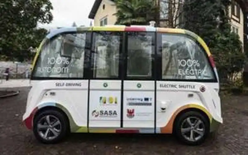 navya il bus elettrico a guida autonoma di merano 10