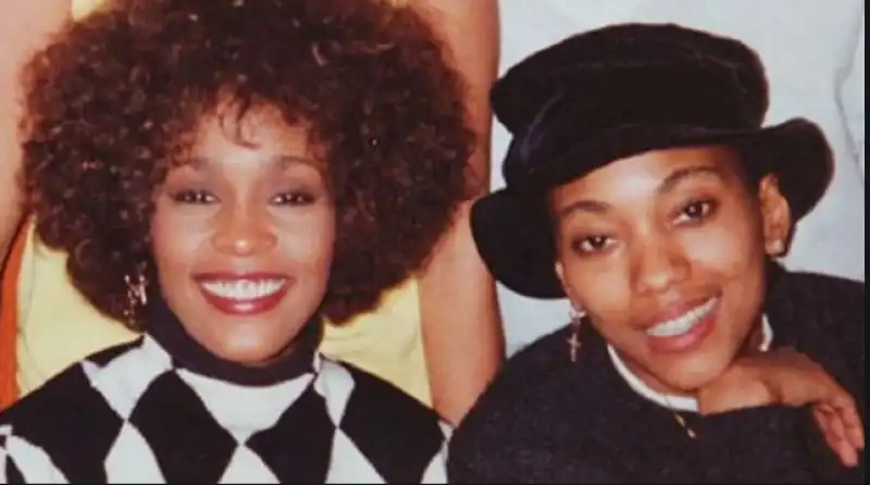 WHITNEY HOUSTON ROBYN CRAWFORD 