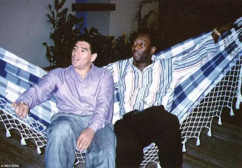 diego armando maradona e pele nel 1995