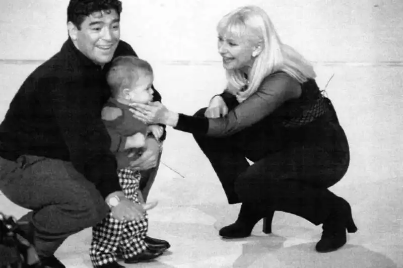 diego armando maradona raffaella carra'