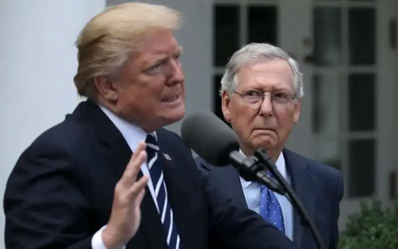 DONALD TRUMP MITCH MCCONNELL