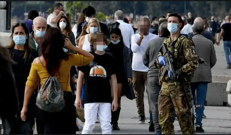 ECCO I NUOVI DIVIETI NELLE ZONE GIALLE, ARANCIONI E ROSSE