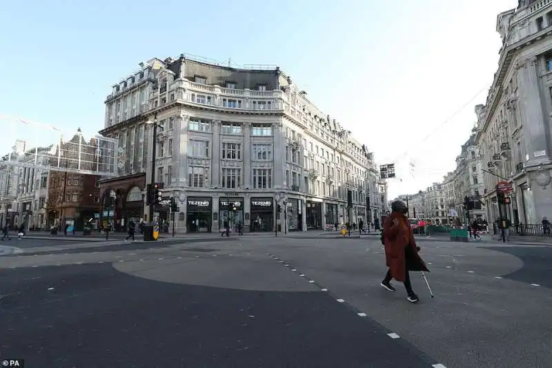 lockdown a londra   oxford circus 