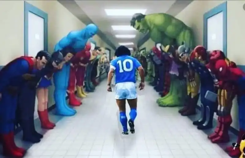 MARADONA SUPEREROI