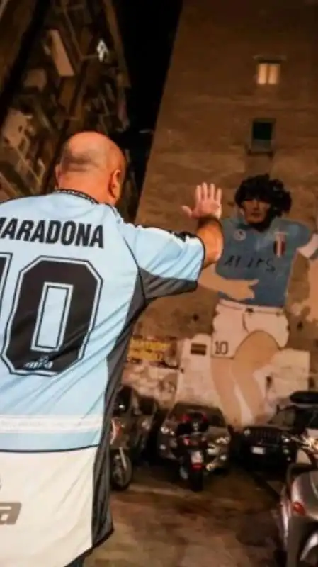 napoli ricorda maradona 28