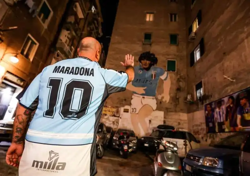 napoli ricorda maradona 9