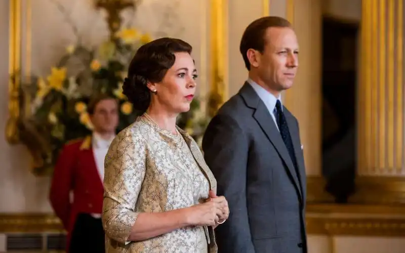 olivia colman tobias menzies the crown 