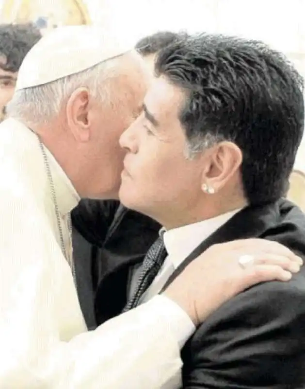 papa francesco e diego armando maradona