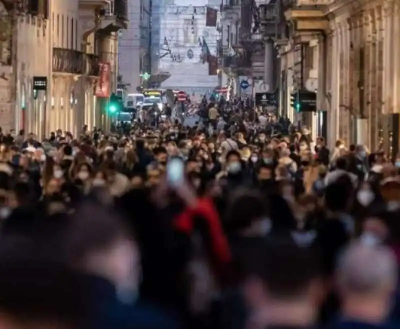 ROMA - FOLLA A VIA DEL CORSO