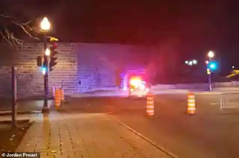 uomo uccide due persone a quebec city 1