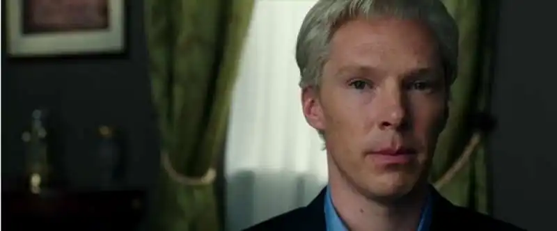 benedict cumberbatch interpreta assange in il quinto potere 