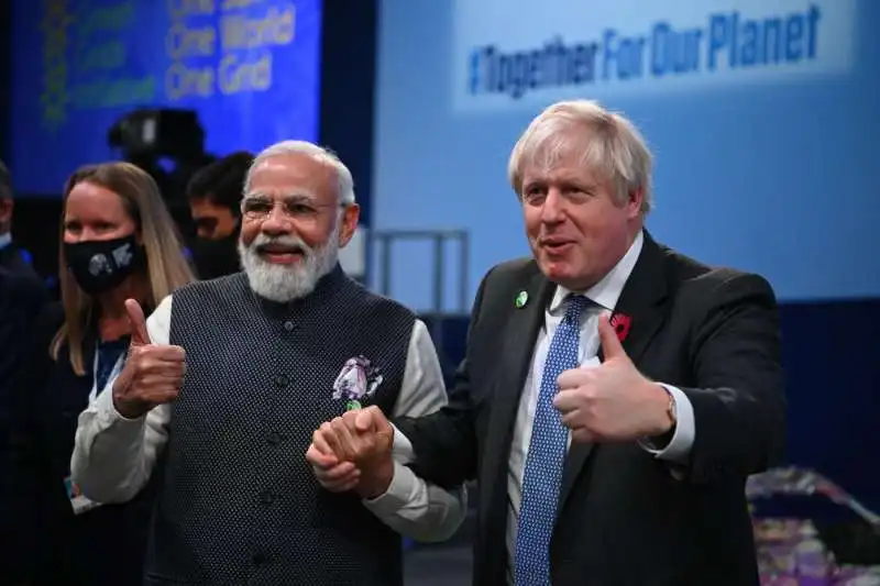 boris johnson e il premier indiano modi alla cop26 di glasgow 4