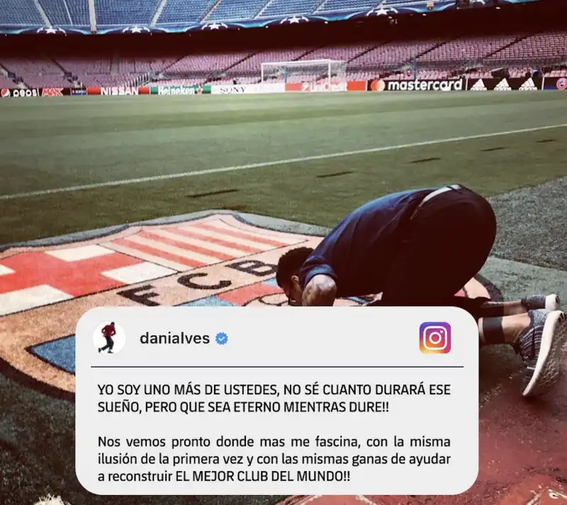 DANI ALVES BARCELLONA